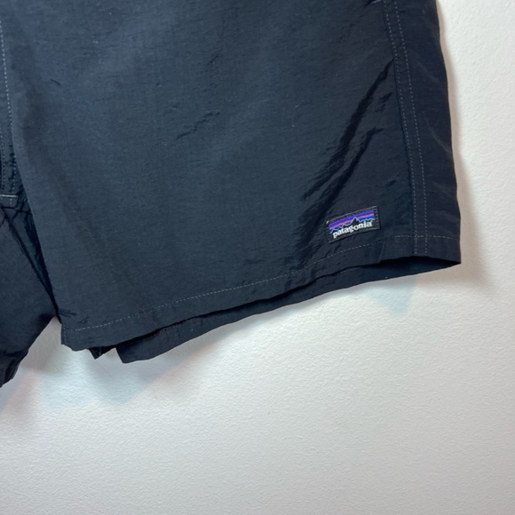 Patagonia 5" Shorts Black Pull On Nylon Unlined Drawstring Outdoor Womens Medium - Picture 3 of 11